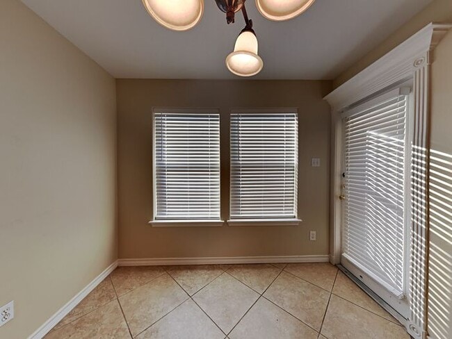 Building Photo - No Application Fees* $250.00 off 1st month...