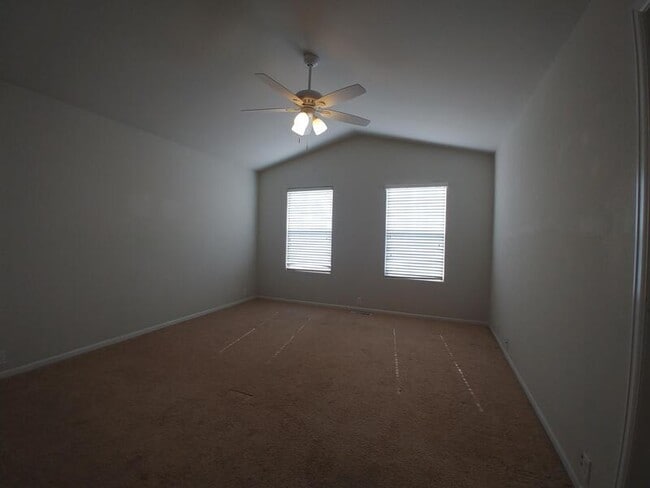 Building Photo - 8170 Elk River View