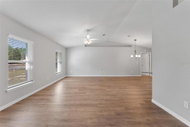 Building Photo - 9461 N Sandree Dr