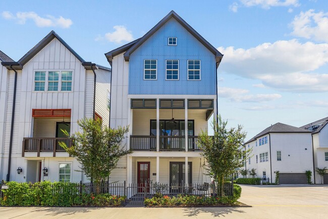 Building Photo - 3309 Timbergrove Heights St.