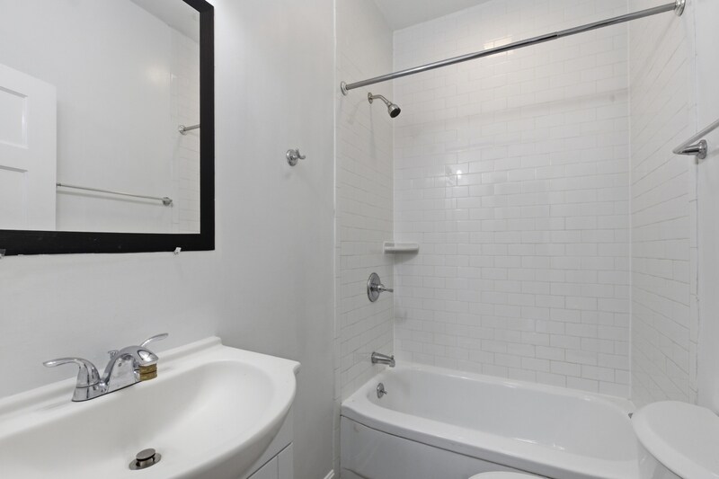 Building Photo - 5414 Belair Rd