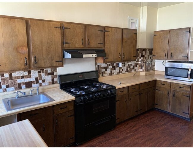 Building Photo - 518 Winston Ave