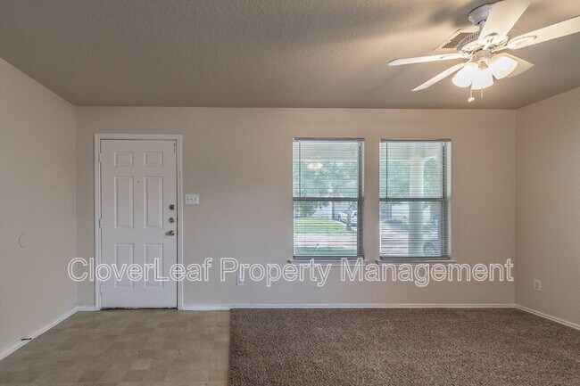 Building Photo - 8843 Kestrel Oak