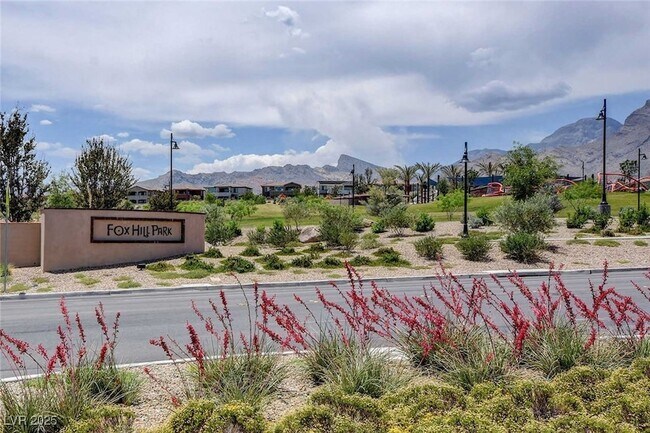 Building Photo - 536 Puenta Del Rey St