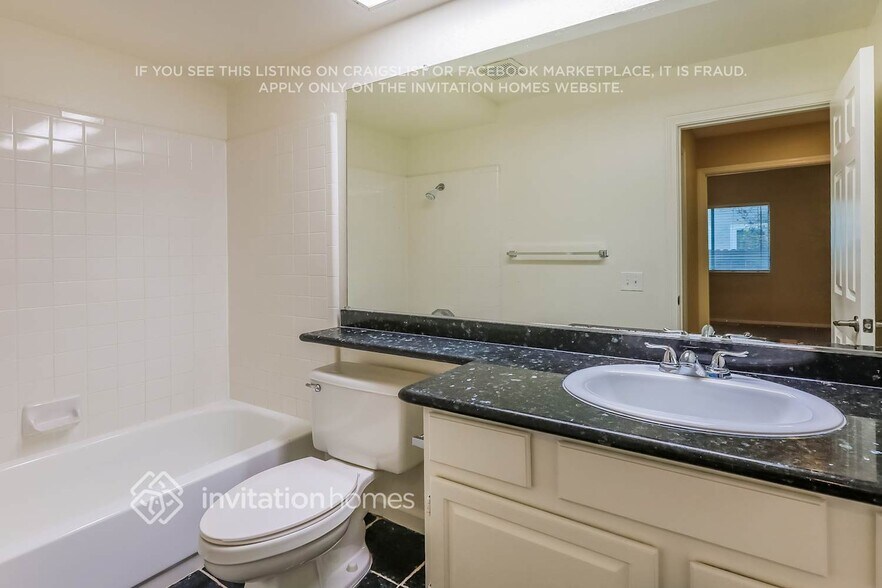 Building Photo - 117 Pau Ct