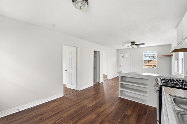 Building Photo - 3531 Cedar Hill Ln