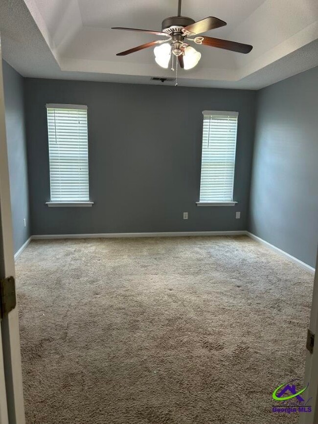 Building Photo - 117 Meadow View Dr