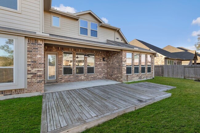 Building Photo - 18855 Collins View Dr