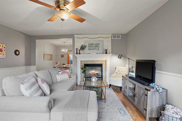 Building Photo - 224 Grand Canyon Dr