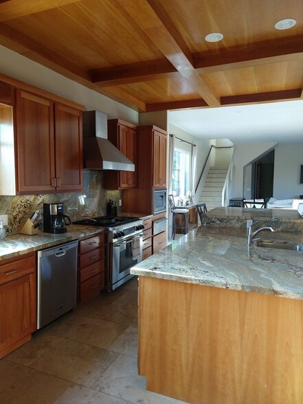 Building Photo - 4245 Del Monte Ave