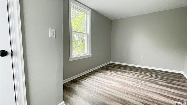 Building Photo - Beautiful Newly Renovated Home Available D...