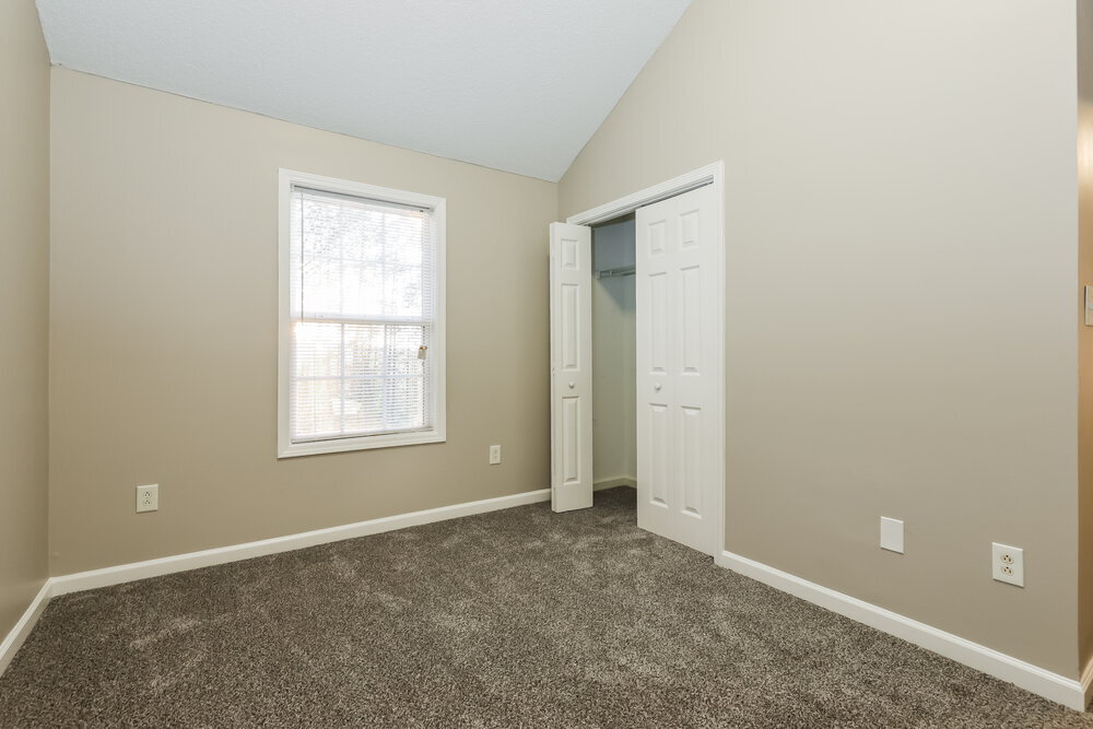 Building Photo - 615 Beddick Ln