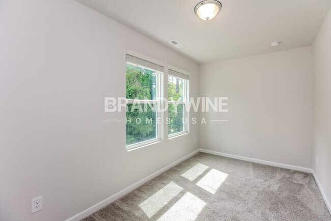 Building Photo - 978 Coosaw Pl