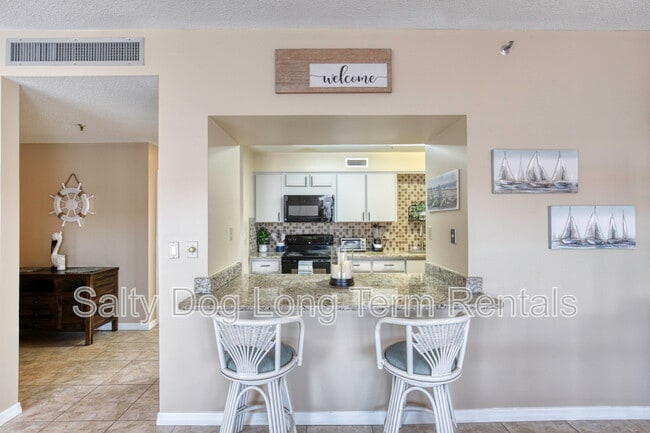 Building Photo - 1601 N Central Ave