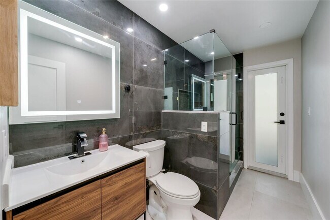 Building Photo - 16200 SW 286th St