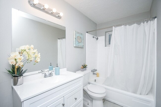 Building Photo - 11839 Blair Meadow Dr