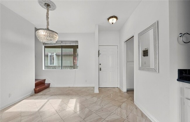 Building Photo - 330 Cordova St