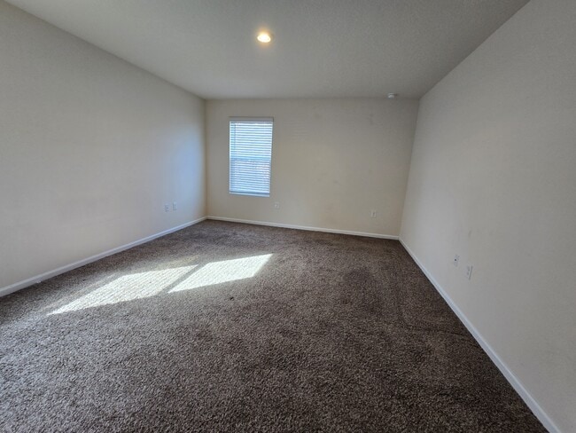 Building Photo - 118 Holston Cir