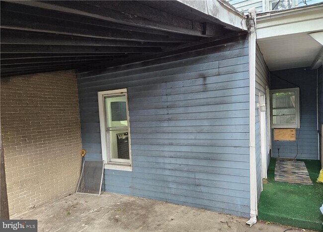 Building Photo - 436 Pierce St