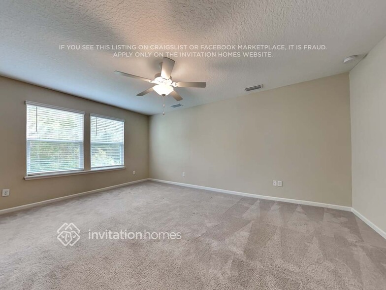 Building Photo - 13305 Shore Grass Dr