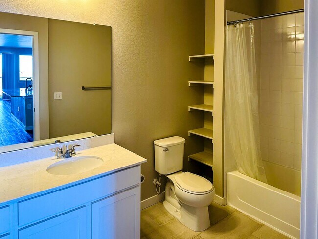 Building Photo - TRAILS AT WESTCREEK - 3bd 2ba condo with 1-car garage!