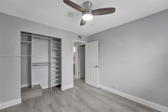 Building Photo - 5963 NW 25th Ct