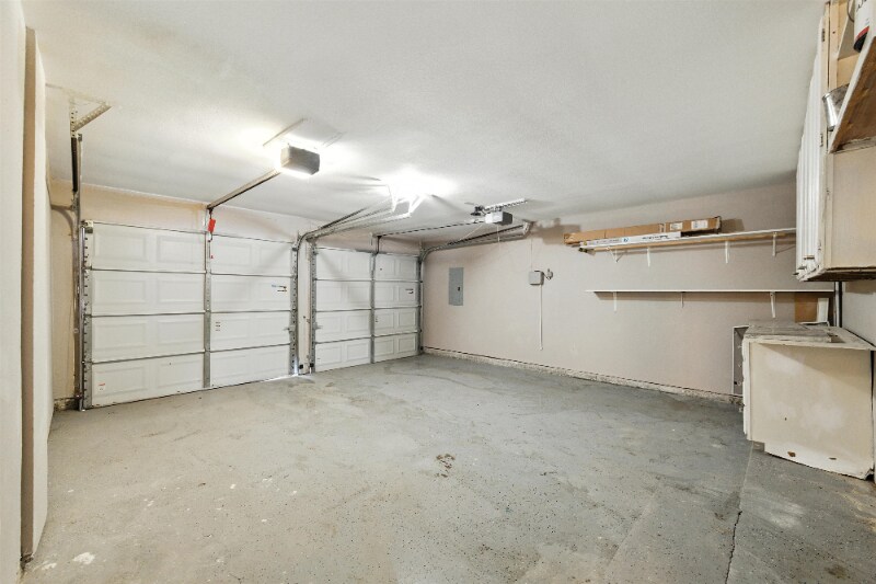 Building Photo - 9128 Cumberland Dr