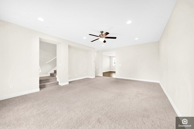 Building Photo - 3909 Portola Cmn