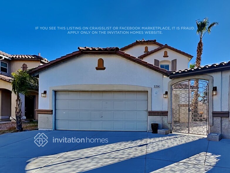 Primary Photo - 3704 Dustin Lee St