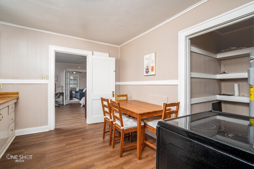 Building Photo - 642 Beech St