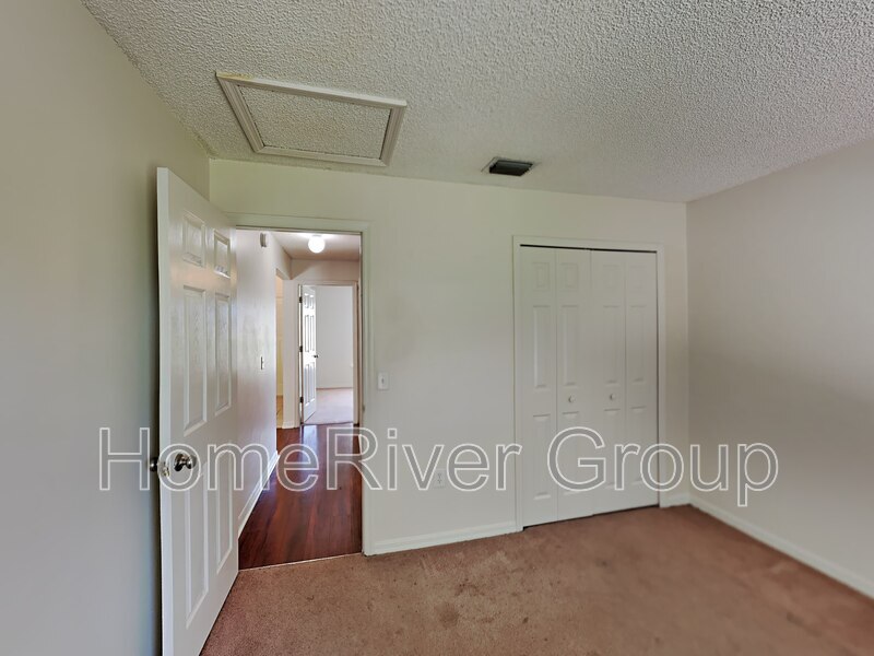 Building Photo - 6816 Whitetail Ct