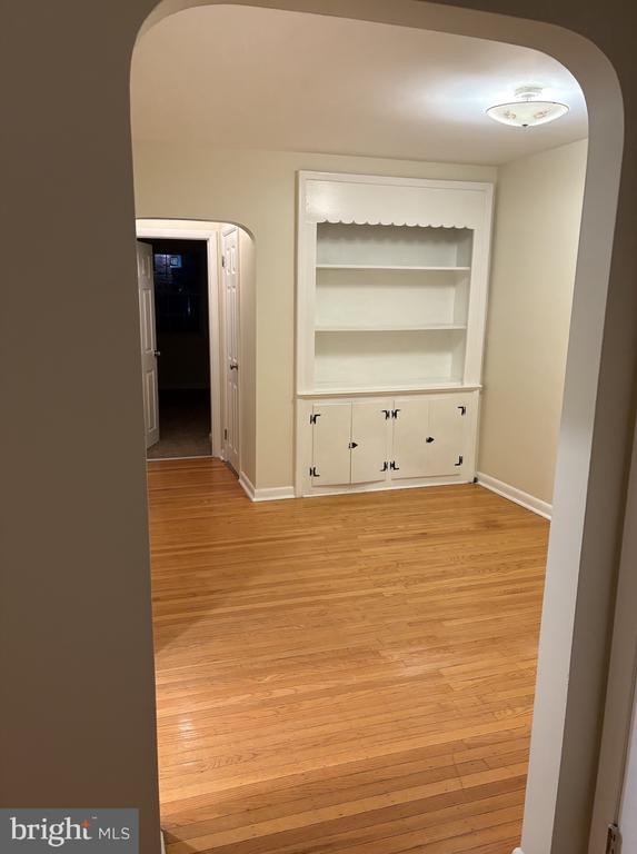 Building Photo - 757 Burmont Rd