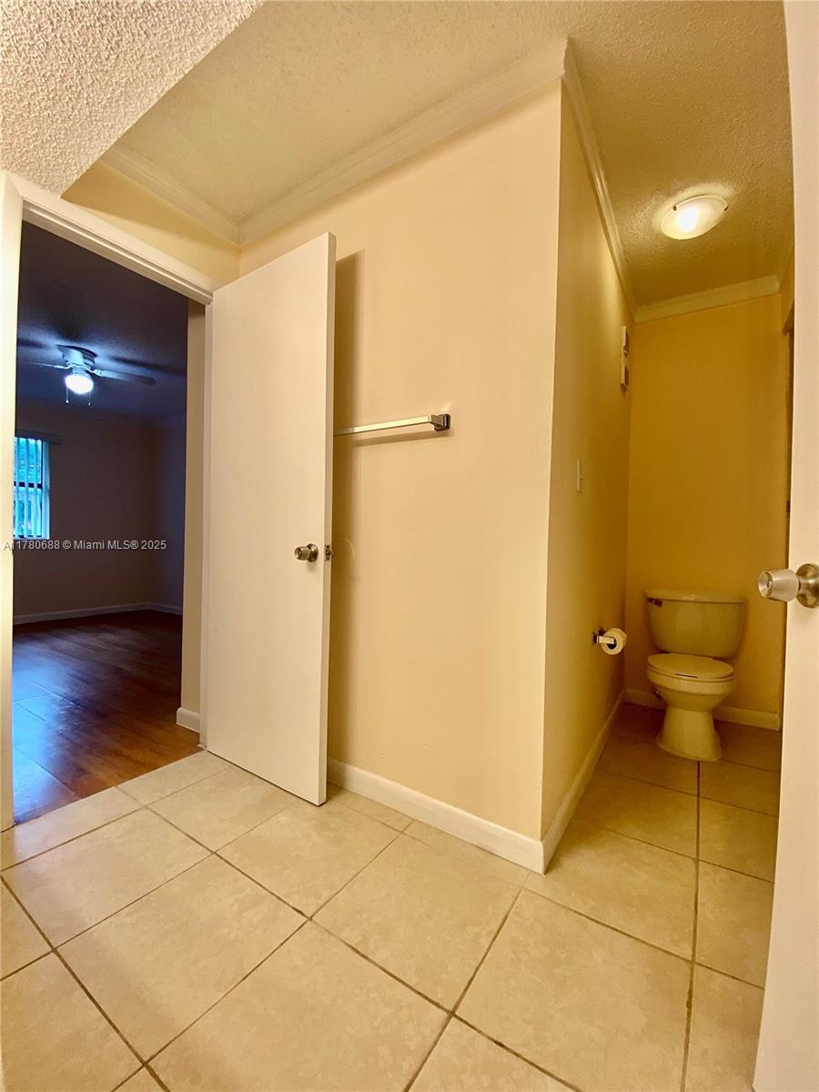Building Photo - 10440 SW 156th Ct
