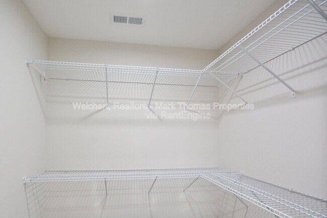 Building Photo - 1705 Mason Rd