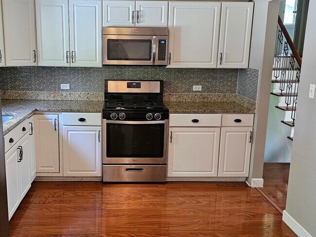 Building Photo - 457 N Colony Dr