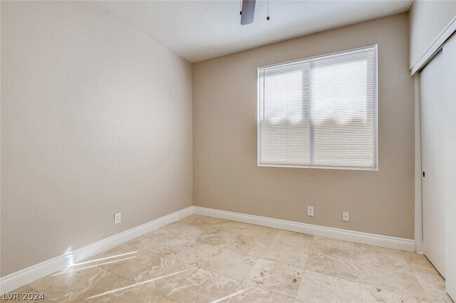 Building Photo - 8213 W Ruby Mountain Way