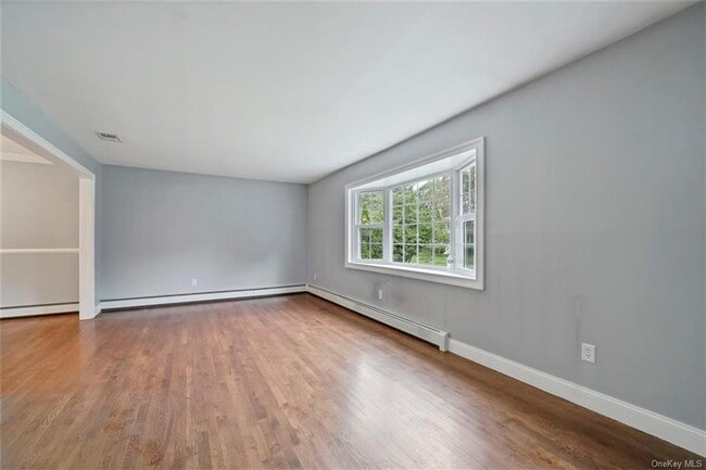 Building Photo - 138 Barnes Rd