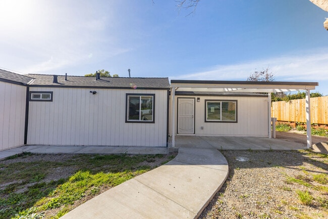 Building Photo - 1671 Mono Ave