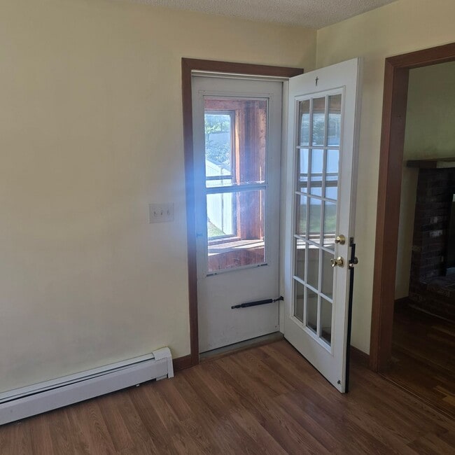 Building Photo - 432 Joseph St Ext