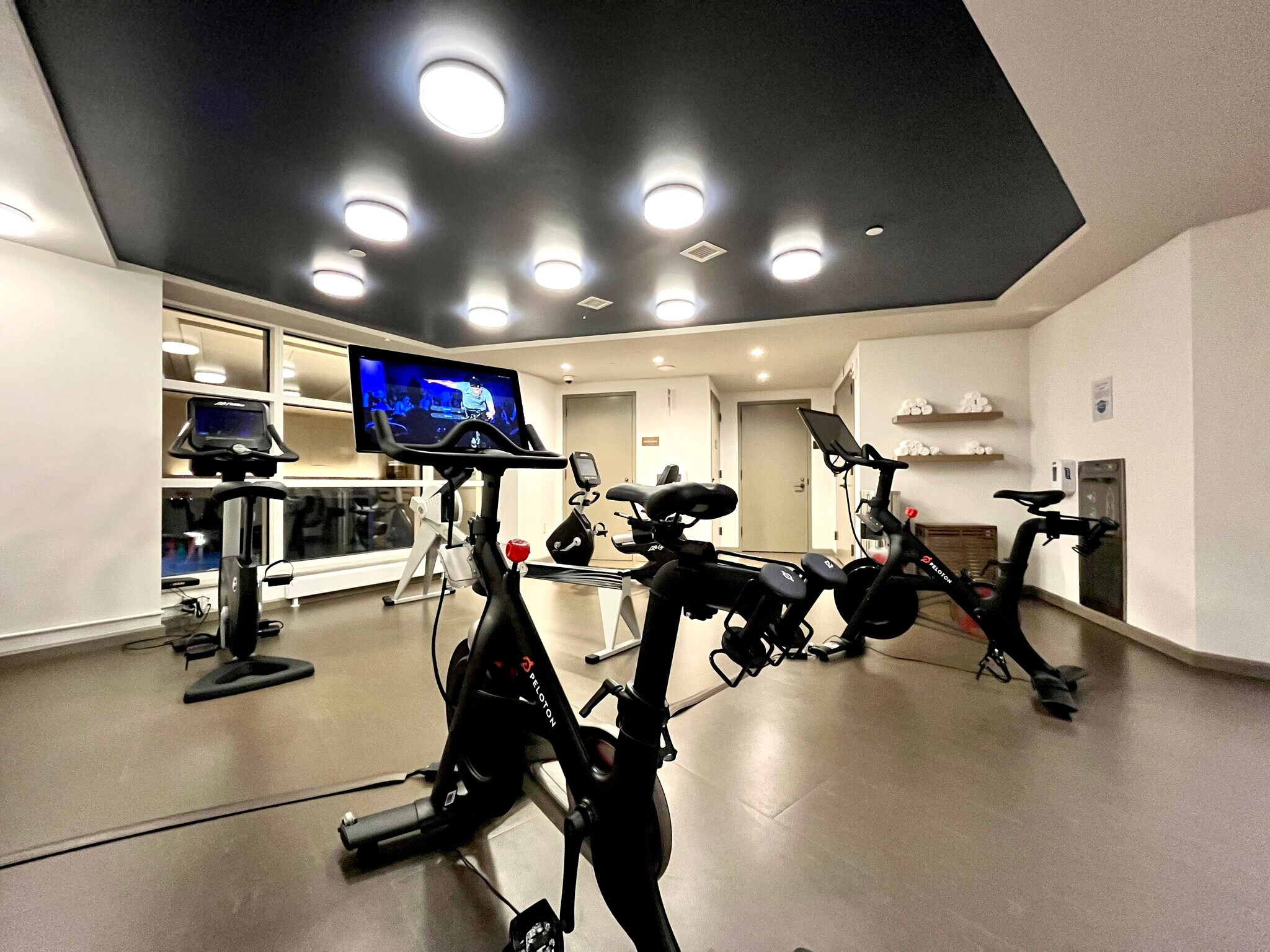 Gym - 100 Lovejoy Wharf