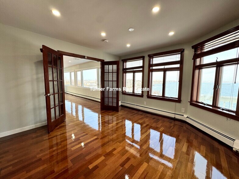 Building Photo - 63 Upland Rd