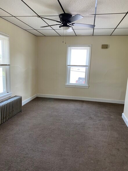 Building Photo - 170 Susquehanna St