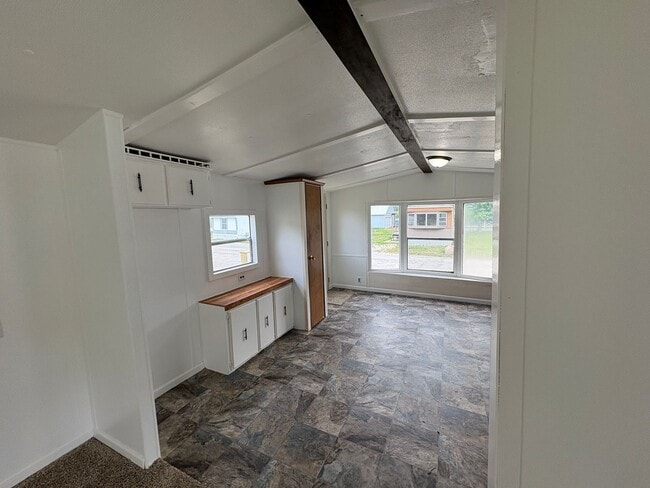 Building Photo - Big Rock East Mobile Home Park