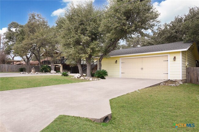 Building Photo - 1087 Driftwind Dr