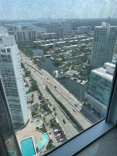 Building Photo - 16699 Collins Ave