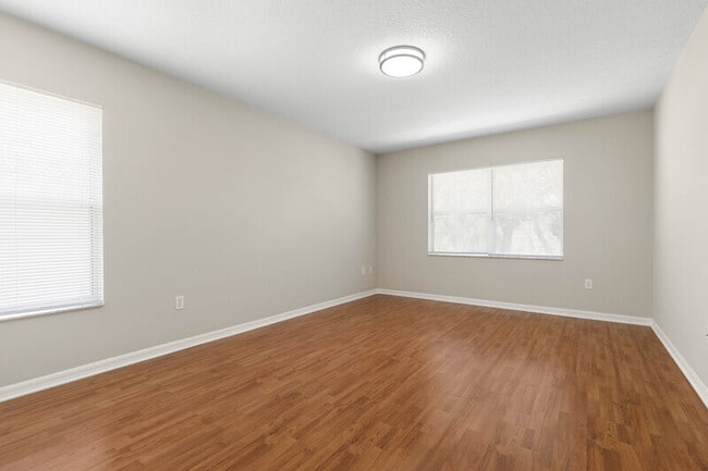 Building Photo - 22 Rocking Horse Dr