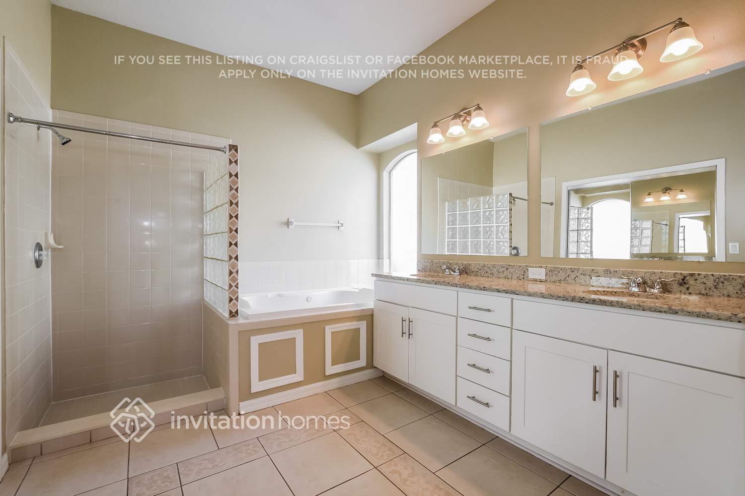 Building Photo - 819 Rivers Ct