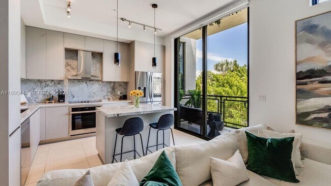 Building Photo - 1030 15th St