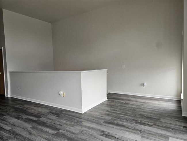 Building Photo - Downtown Mount Clemens Loft 2 Bedroom, 1 Bath Top Floor, Garage. Soaring 20-Foot Ceilings, Dramat...