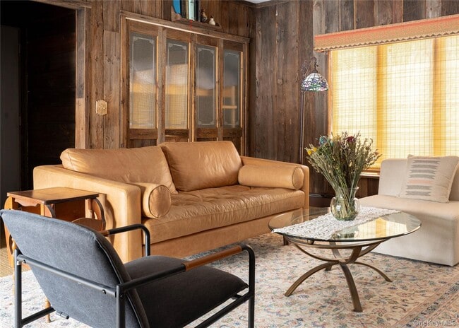 Building Photo - 224 Last Rd